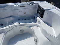 Balboa spa 6 persoons jacuzzi en buitenspa - afbeelding 8 van  34