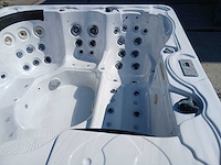 Balboa spa 6 persoons jacuzzi en buitenspa - afbeelding 13 van  34