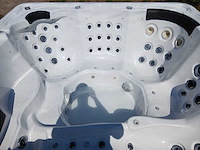 Balboa spa 6 persoons jacuzzi en buitenspa - afbeelding 16 van  34