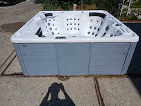 Balboa spa 6 persoons jacuzzi en buitenspa - afbeelding 21 van  34