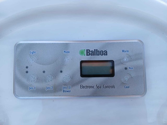 Balboa spa 6 persoons jacuzzi en buitenspa - afbeelding 31 van  34