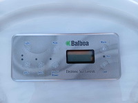 Balboa spa 6 persoons jacuzzi en buitenspa - afbeelding 31 van  34