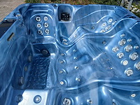 Balboa spa 6 persoons jacuzzi en buitenspa - afbeelding 3 van  26