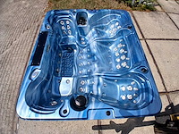 Balboa spa 6 persoons jacuzzi en buitenspa - afbeelding 5 van  26
