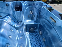 Balboa spa 6 persoons jacuzzi en buitenspa - afbeelding 26 van  26