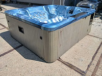 Balboa spa 6 persoons jacuzzi en buitenspa - afbeelding 38 van  41