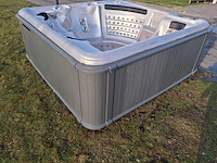 Balboa spa 7 persoons jacuzzi en buitenspa