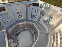 Balboa spa 7 persoons jacuzzi en buitenspa - afbeelding 8 van  34