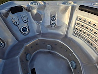 Balboa spa 7 persoons jacuzzi en buitenspa - afbeelding 11 van  34