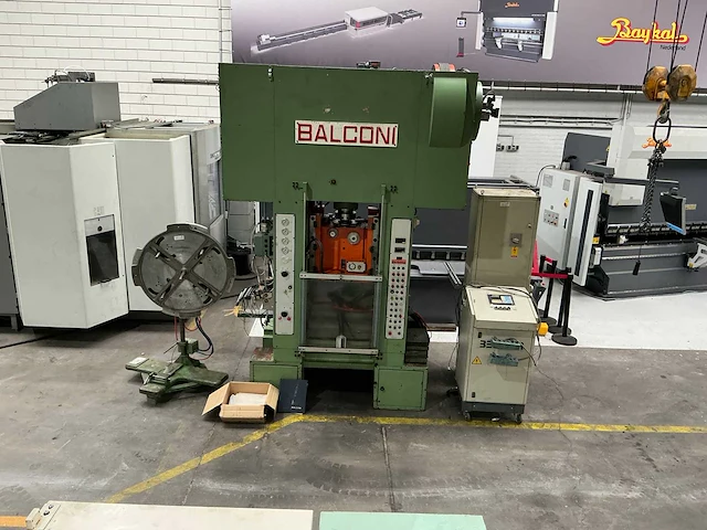 Balconi - dmp 70t - excenterpers - afbeelding 1 van  24