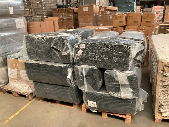 Balen clipnetten a 5000 stuks per baal (129x) - afbeelding 2 van  9