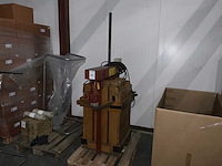 Balenpers - afbeelding 1 van  4