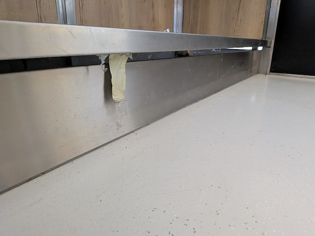 Balie met warmhoudbakken en vitrine - afbeelding 11 van  21