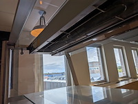 Balie met warmhoudbakken en vitrine - afbeelding 17 van  21