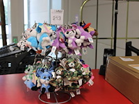 Baliecarroussel met sleutelknuffeltjes lumostars. hoogte carroussel 44 cm - afbeelding 1 van  4