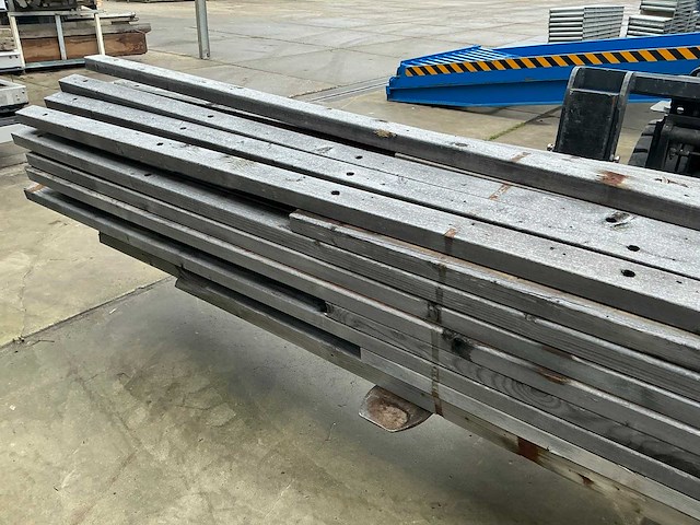 Balk hout (70x45 mm) (78x) - afbeelding 5 van  13
