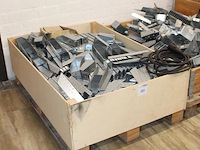 Balkdragers in pallet in diverse maten en uitvoeringen. - afbeelding 2 van  3