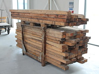 Balkhout in diverse uitvoeringen in bok en op pallet. lengte ca. 2 - 2,5 meter. - afbeelding 1 van  4
