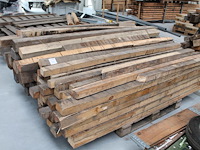 Balkhout in diverse uitvoeringen op 3 pallets. lengte ca. 2 - 2,5 meter. - afbeelding 2 van  3