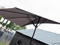 Balkon parasol - afbeelding 1 van  2