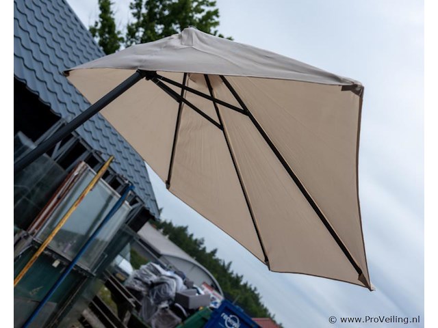 Balkonparasol - ca 150x300cm - afbeelding 1 van  2