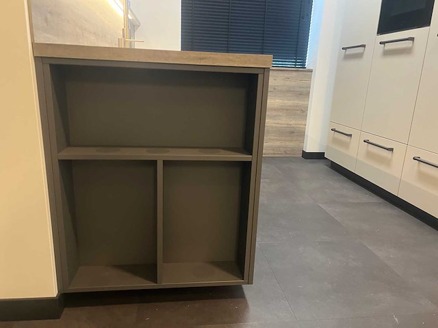 Ballerina - showroomkeuken met apparatuur - afbeelding 20 van  54