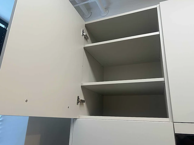Ballerina - showroomkeuken met apparatuur - afbeelding 33 van  49