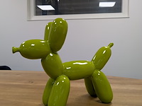 Balloon dog beeld, decodivers, peak green - afbeelding 1 van  6