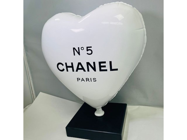 Balloon heart chanel tribute - naor cobra art editie - afbeelding 3 van  5