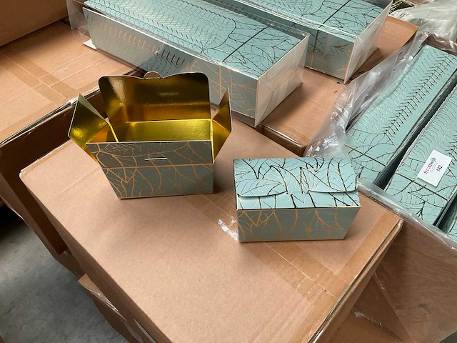 Ballotin leaves groen (2100x) - afbeelding 1 van  3