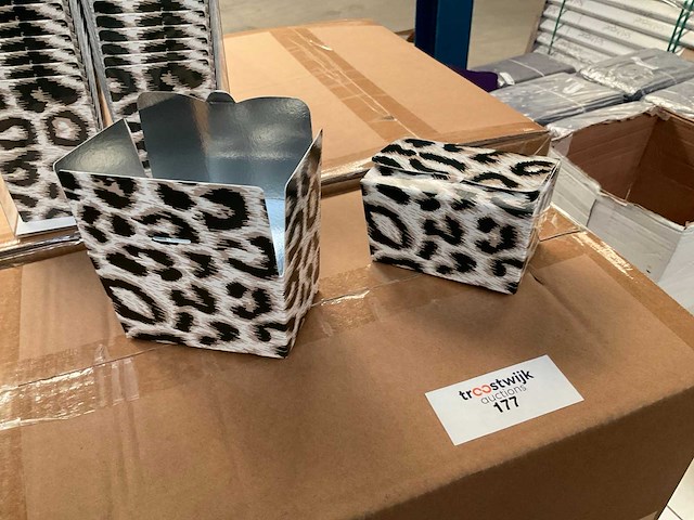 Ballotin panther (4600x) - afbeelding 1 van  3