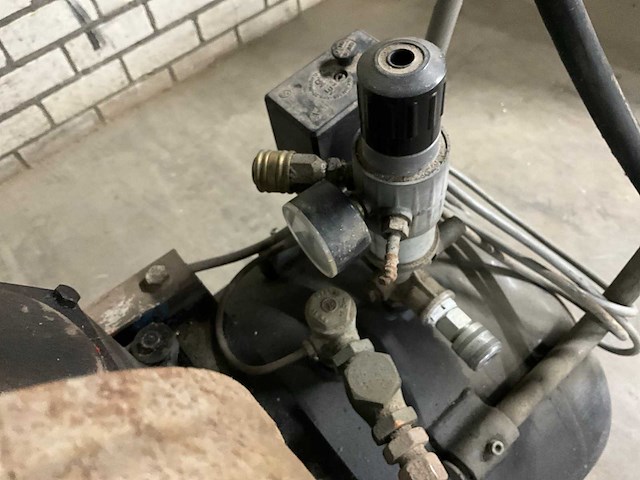 Balma cdk100 luchtcompressor - afbeelding 7 van  11