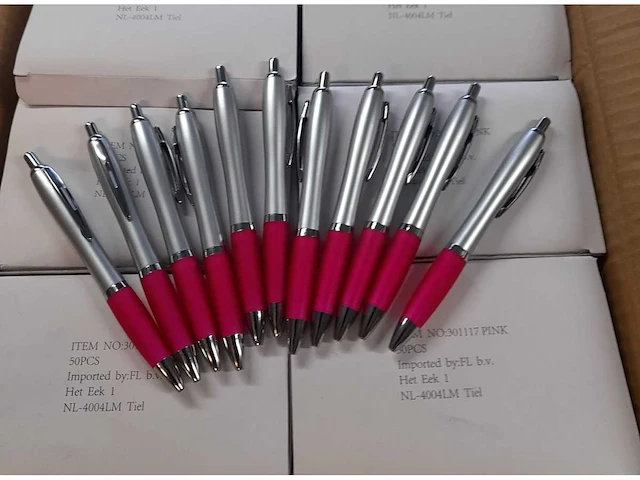 Balpen red (1000x) - afbeelding 1 van  1