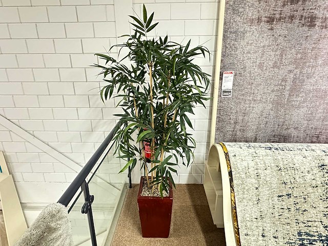 Bamboe kunstplant in stenen pot (2x) - afbeelding 1 van  4