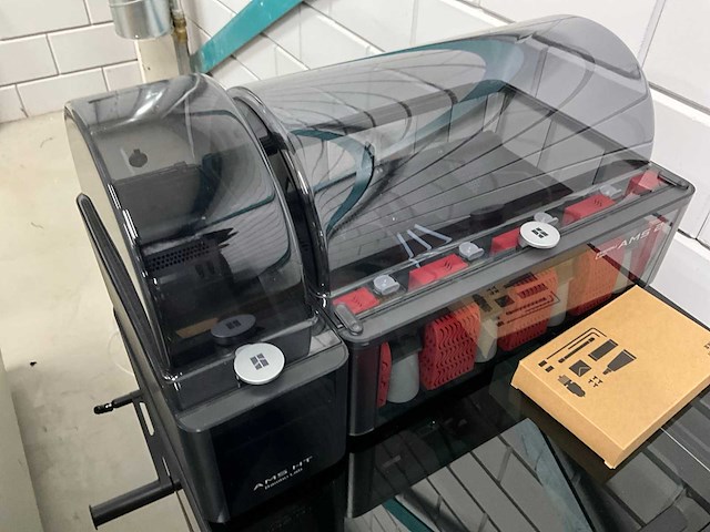 Bambu lab h2d pro 3d printer - afbeelding 16 van  16