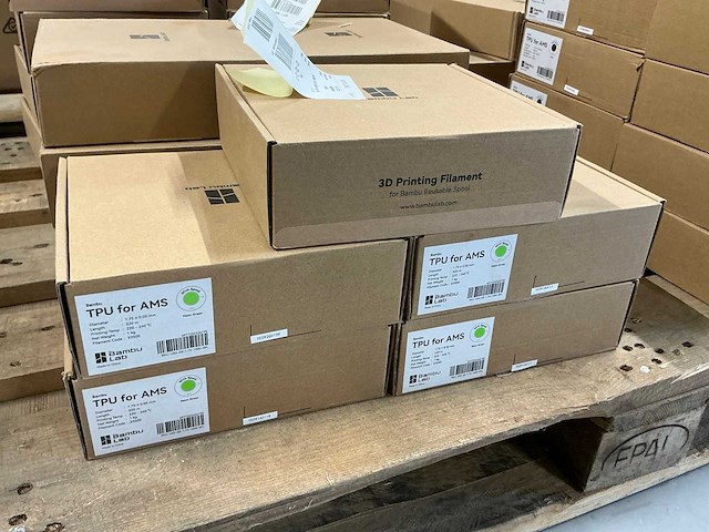 Bambu lab tpu for ams 3d printer filament (42x) - afbeelding 6 van  13