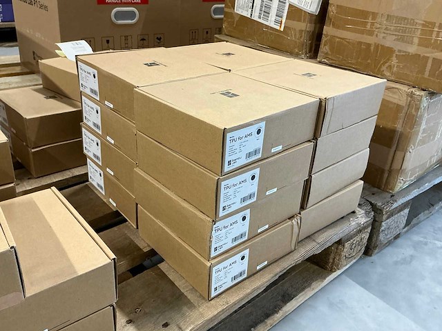 Bambu lab tpu for ams 3d printer filament (42x) - afbeelding 8 van  13