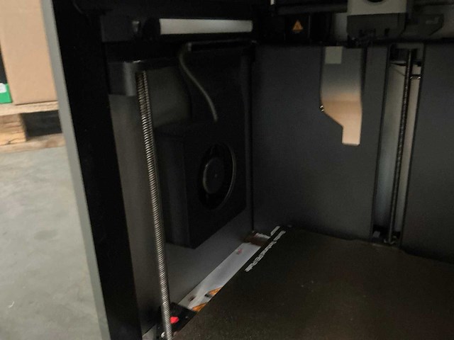 Bambu lab x1 carbon combo 3d printer (met toebehoren) - afbeelding 15 van  26