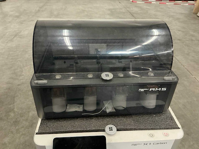 Bambu lab x1c 3d printer - afbeelding 8 van  22