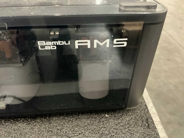 Bambu lab x1c 3d printer - afbeelding 9 van  22