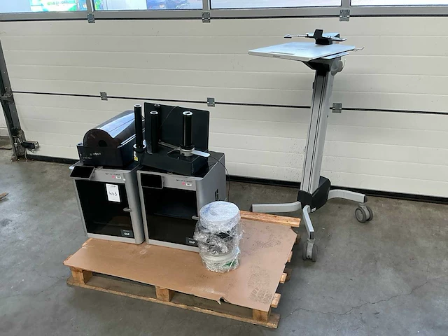 Bambulab x1-carbon 3d printer (2x) - afbeelding 3 van  10