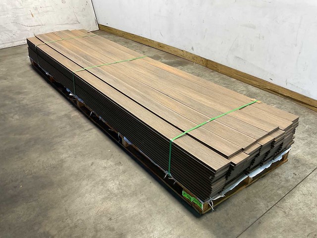 Bamdura composiet vlonderplank - 400x14,3x2,2 cm (97x) - afbeelding 1 van  8