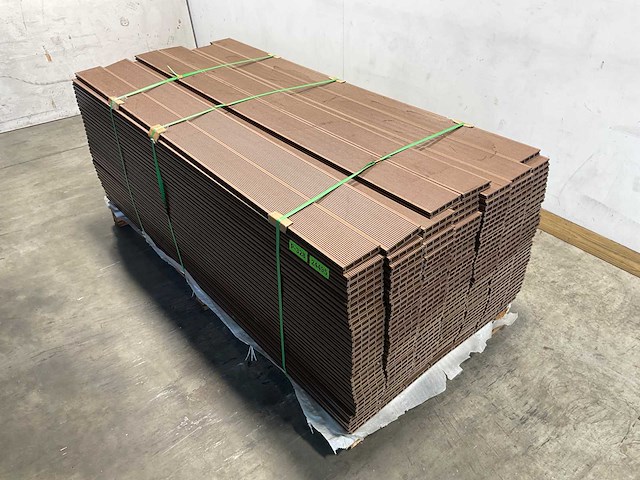 Bamdura composiet vlonderplank - bruin - 220x14,3x2,2 cm (216x) - afbeelding 1 van  7