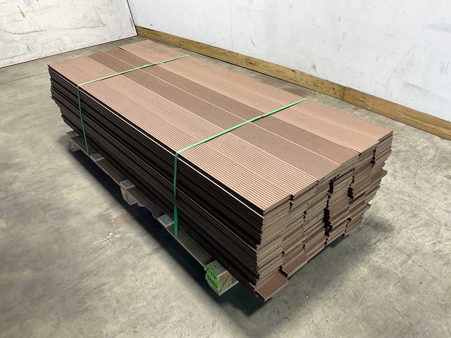 Bamdura composiet vlonderplank - bruin - 220x14,3x2,2 cm (40x) - afbeelding 1 van  7