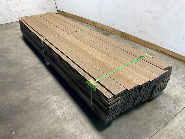 Bamdura composiet vlonderplank - bruin - 360x14,3x2,2 cm (114x) - afbeelding 1 van  8