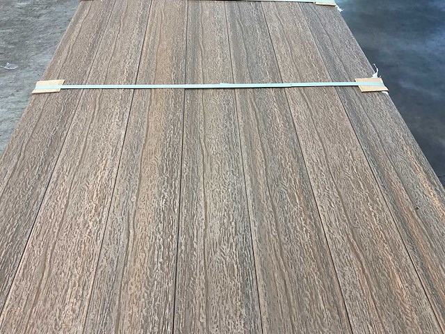 Bamdura composiet vlonderplank - bruin - 360x14,3x2,2 cm (139x) - afbeelding 4 van  9