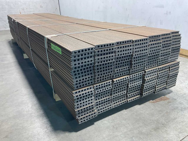 Bamdura composiet vlonderplank - bruin - 360x14,3x2,2 cm (139x) - afbeelding 6 van  9