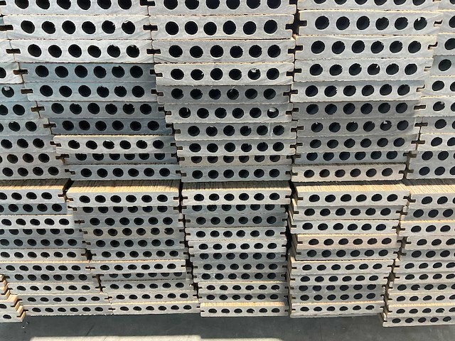 Bamdura composiet vlonderplank - bruin - 360x14,3x2,2 cm (139x) - afbeelding 7 van  9
