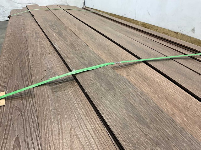 Bamdura composiet vlonderplank - donkerbruin - 280x14,3x2,2 cm (113x) - afbeelding 3 van  7