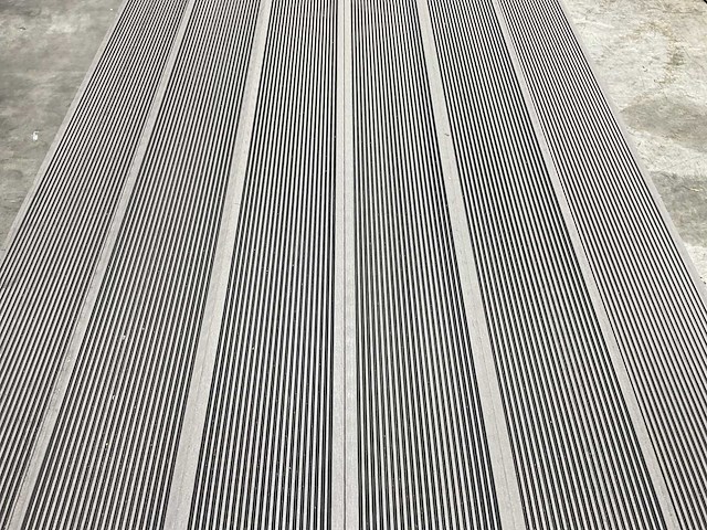 Bamdura composiet vlonderplank - grijs - 220x14,3x2,2 cm (95x) - afbeelding 2 van  2